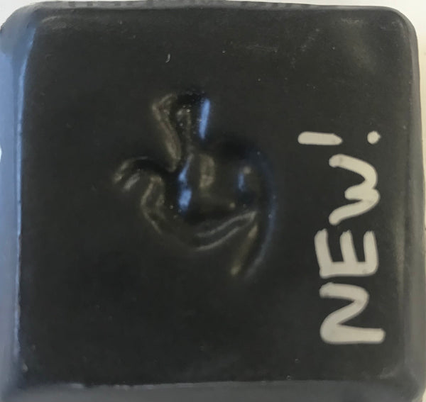 Clayscapes Pottery Signature Line Glaze - Charcoal – Amy Lee Pottery