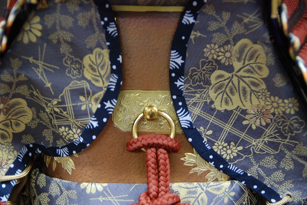 上原鎧袖作 獅子文様之鎧 12号鎧飾｜五月人形・雛人形なら人形の和光