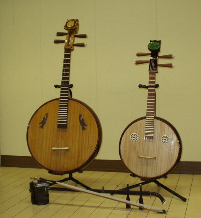 中国民族楽器紹介 阮（ruan）