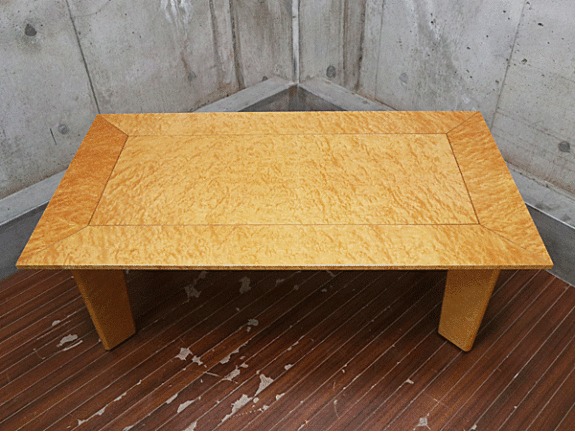 IDC大塚家具】バーズアイ メープル スプレンダー センターテーブル