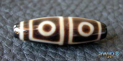 超激レア珍品‼︎ 古代丸型虎牙四眼天珠