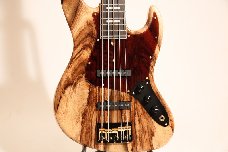 Bacchus / HANDMADE SERIES WOODLINE DX EWC/KG｜製品レビュー