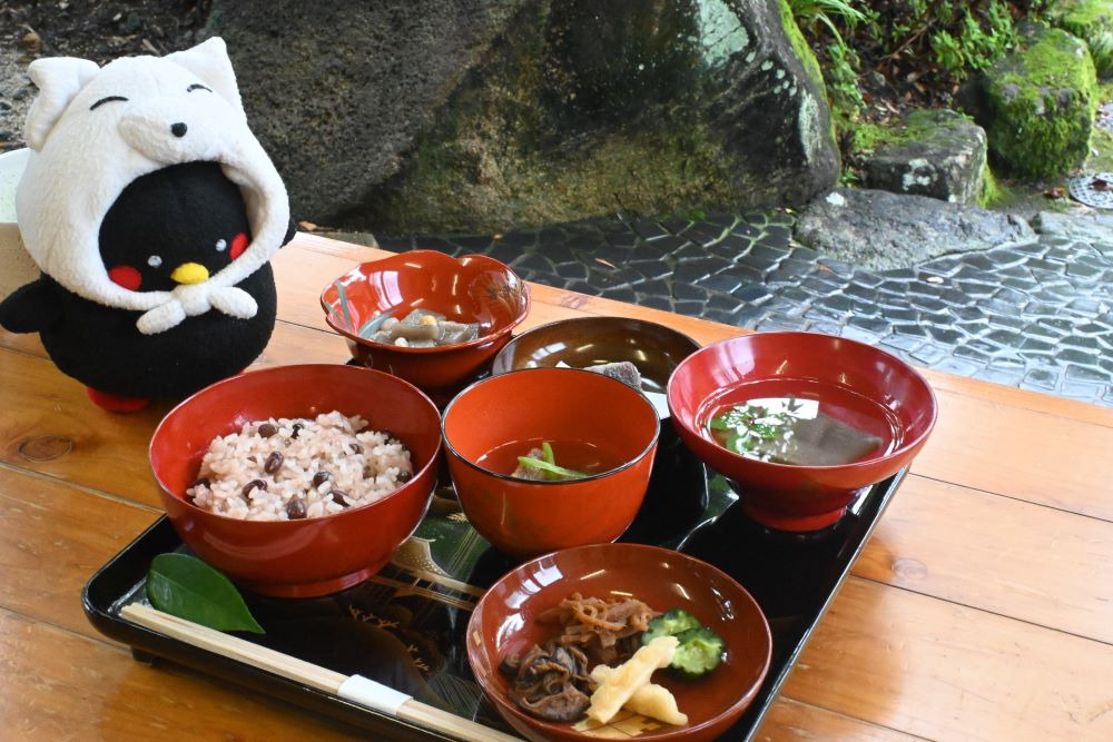 山口県名物「ういろう」がルーツ！銘菓「豆子郎」をお料理で味わう特別