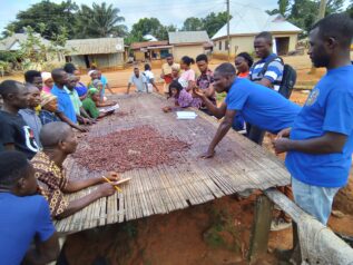 寄付で支援する | 世界の子どもを児童労働から守るNGO ACE（エース）