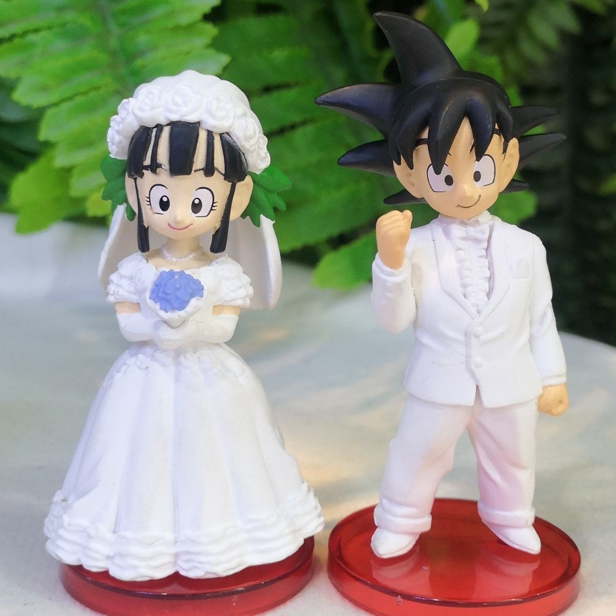 Bandai Original DRAGON BALL Son Goku Chichi wedding Action Figure