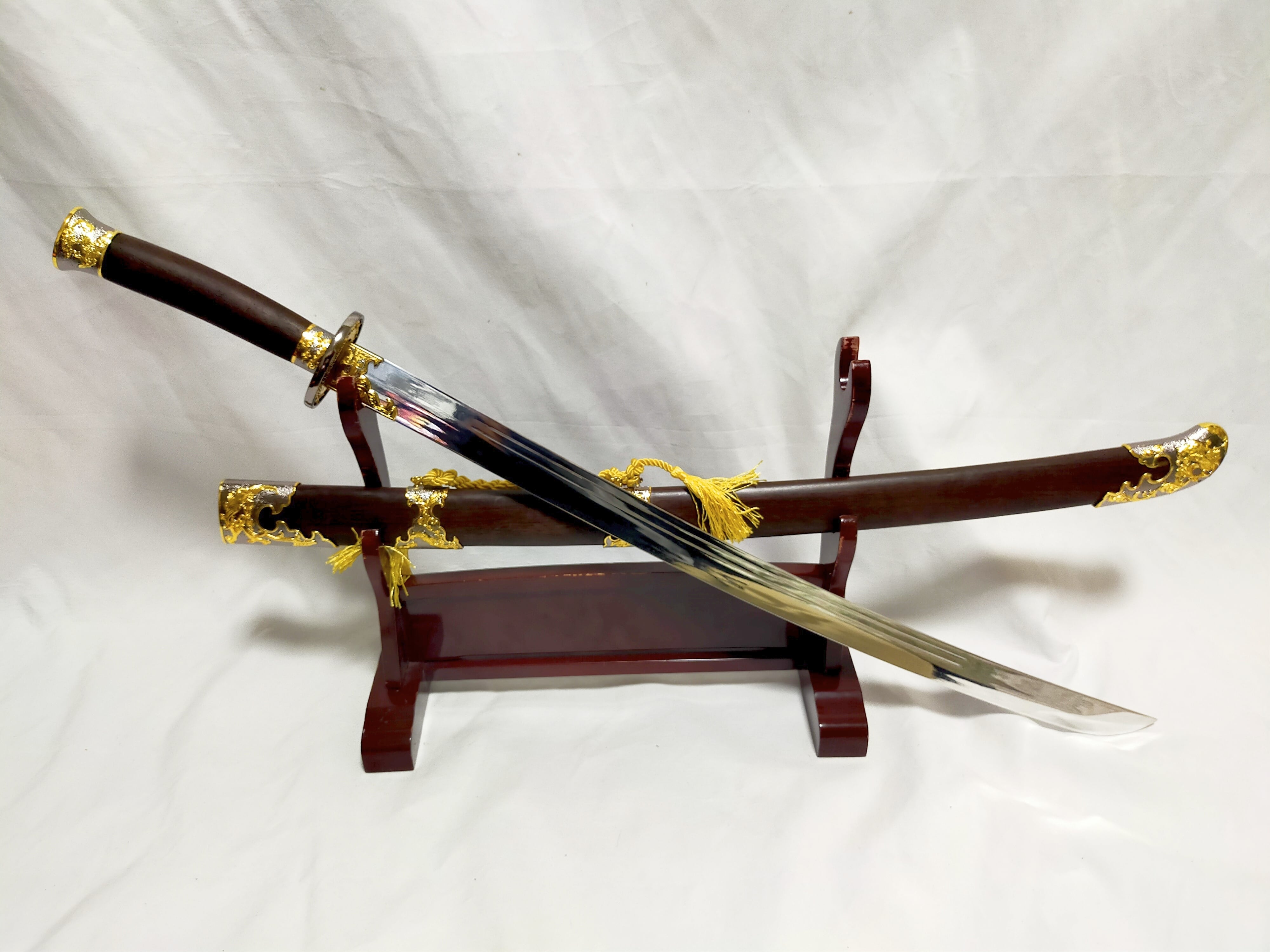 刺麟唐刀-高性能マンガン鋼 古兵器 武具 刀装具 日本刀 模造刀 居合刀