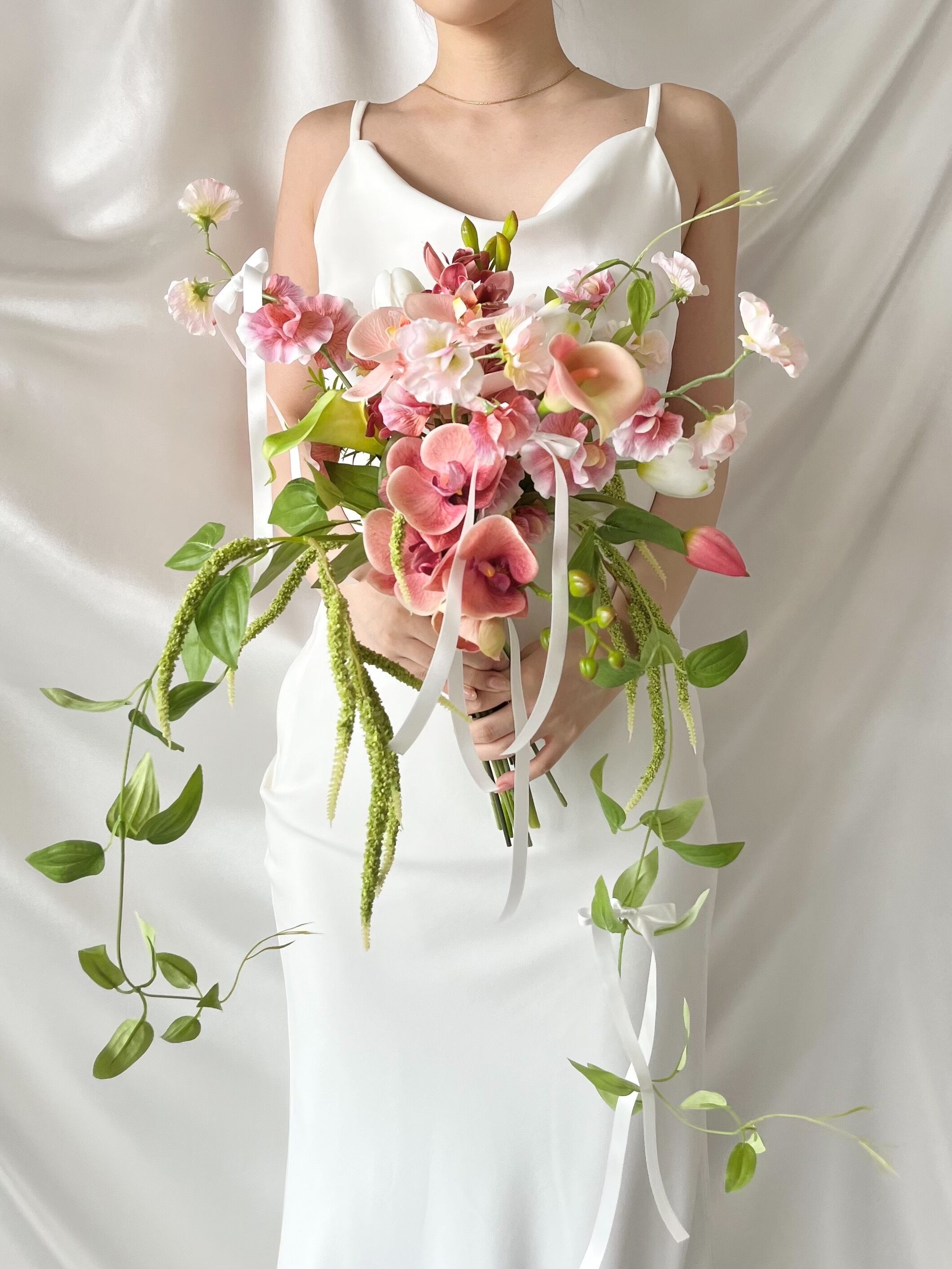 ブートニア付】ウェディングブーケ アーティシャルフラワー 造花 moay