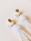 一点もの】パールビーズ刺繍とビーズタッセルピアス | iichi 日々の