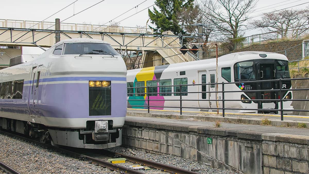 ありがとうE351系松本〜新宿ラストランの旅』運転｜鉄道ニュース｜2018