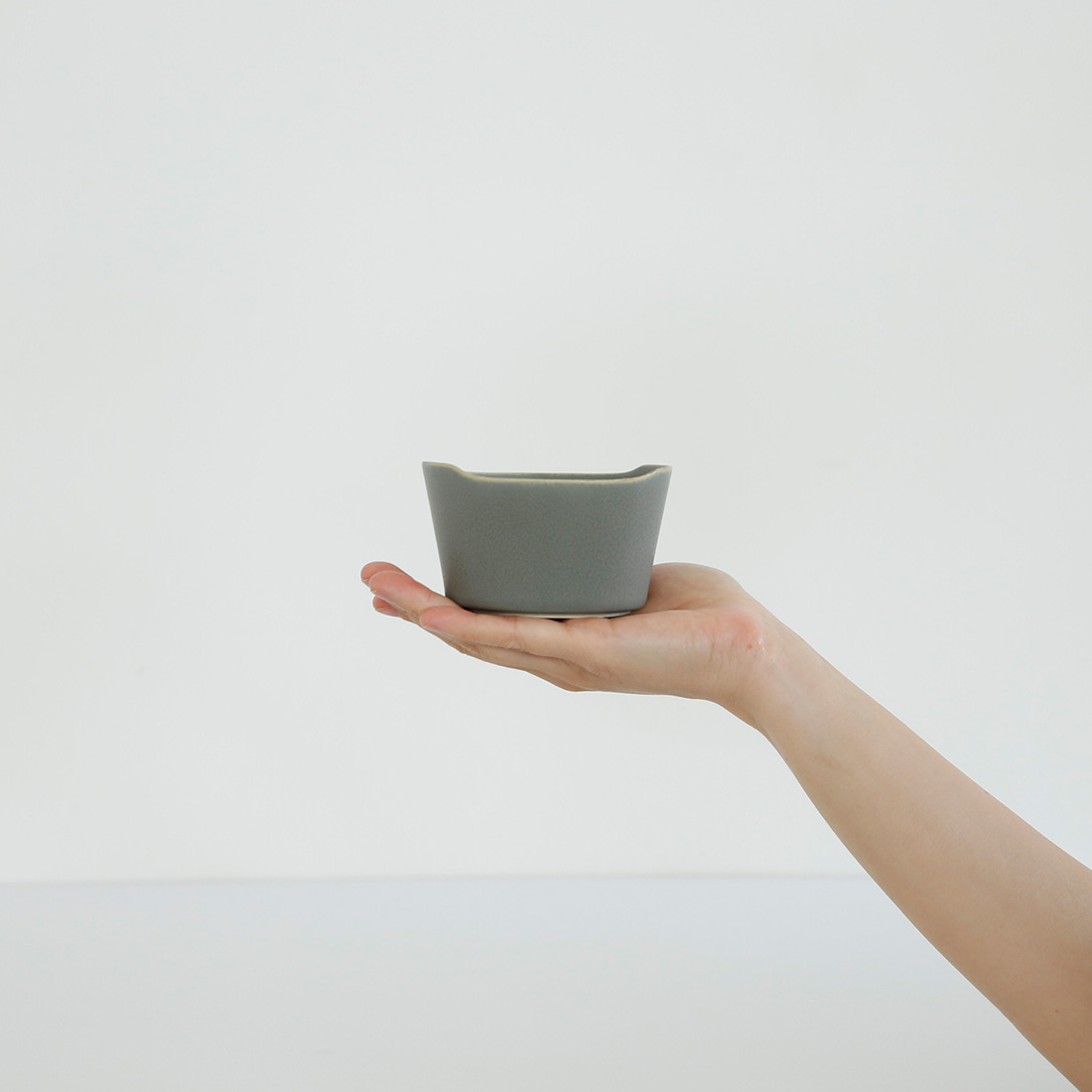 yumiko iihoshi porcelain （イイホシユミコ） unjour （アンジュール