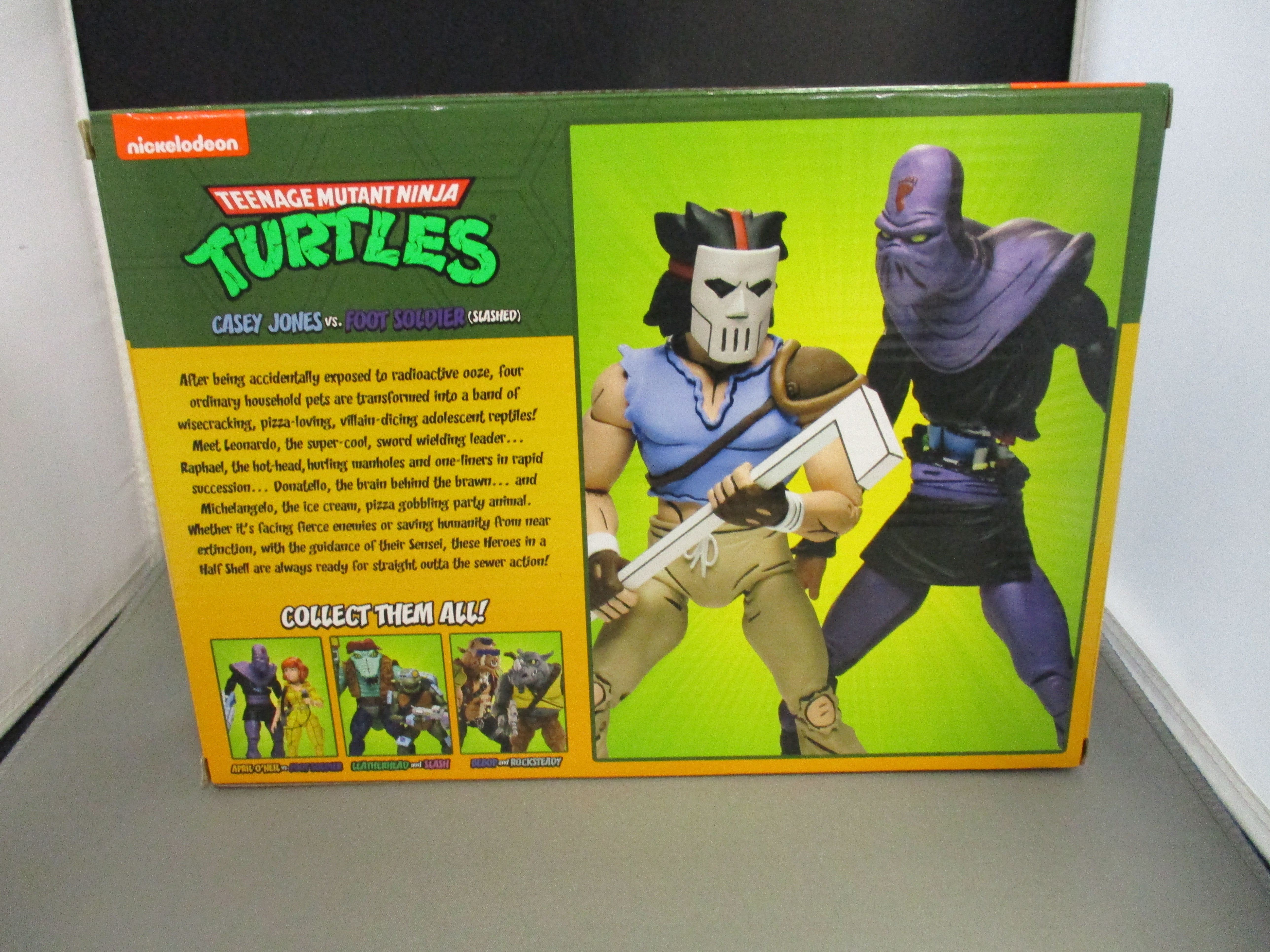 NECA TMNT Casey Jones vs Foot Soldier (Slashed) – Crowemag Toys