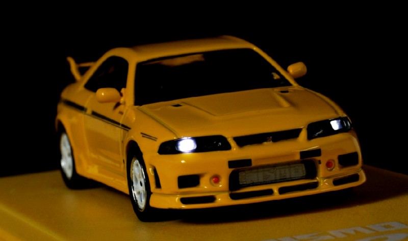 Kyosho LED Nissan Skyline GT-R (R33) Nismo 400R! • DiecastSociety.com