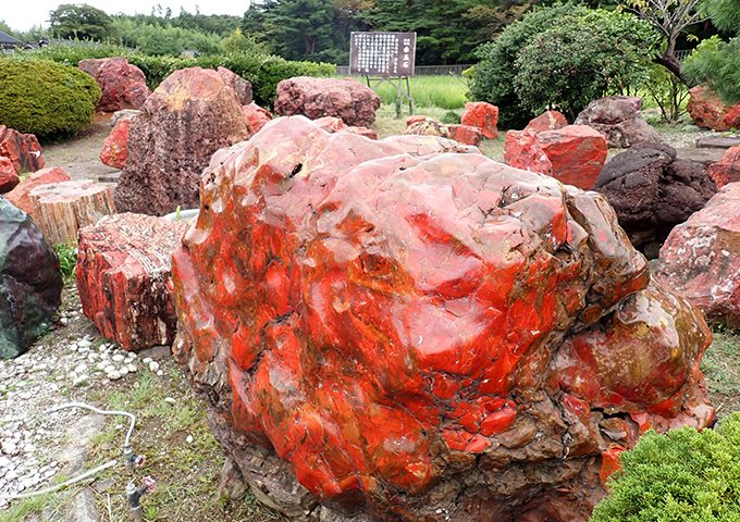 いしばし先生に聞く「日本の宝石鉱物」vol.04 | differencee（ディファ