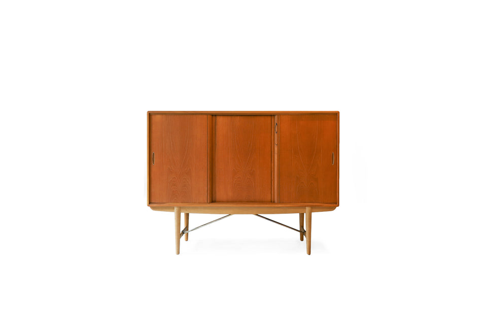 Danish Vintage High Sideboard/デンマークヴィンテージ サイドボード
