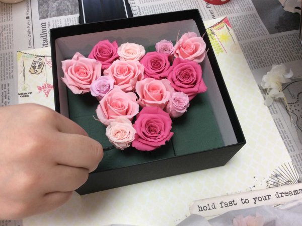 かわいいハート型！！バレンタインにプリザーブドフラワーでフラワー