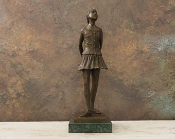 ドガ風ブロンズバレリーナ像 - エレガントなアート装飾（40 cm