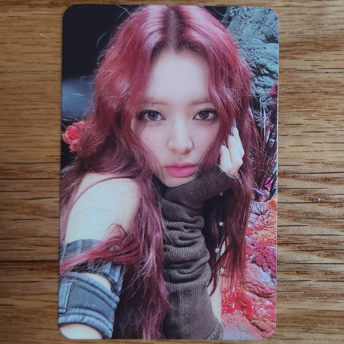 Yuna Official Photocard Itzy Born To Be Limited Version Genuine