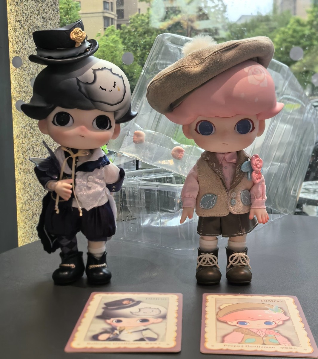Authentic DIMOO Gentleman Series 1/8 Action Figure Action Figures