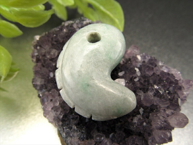 濃緑色 糸魚川翡翠11g ヒスイ ひすい 色別／濃緑色・緑色ヒスイ