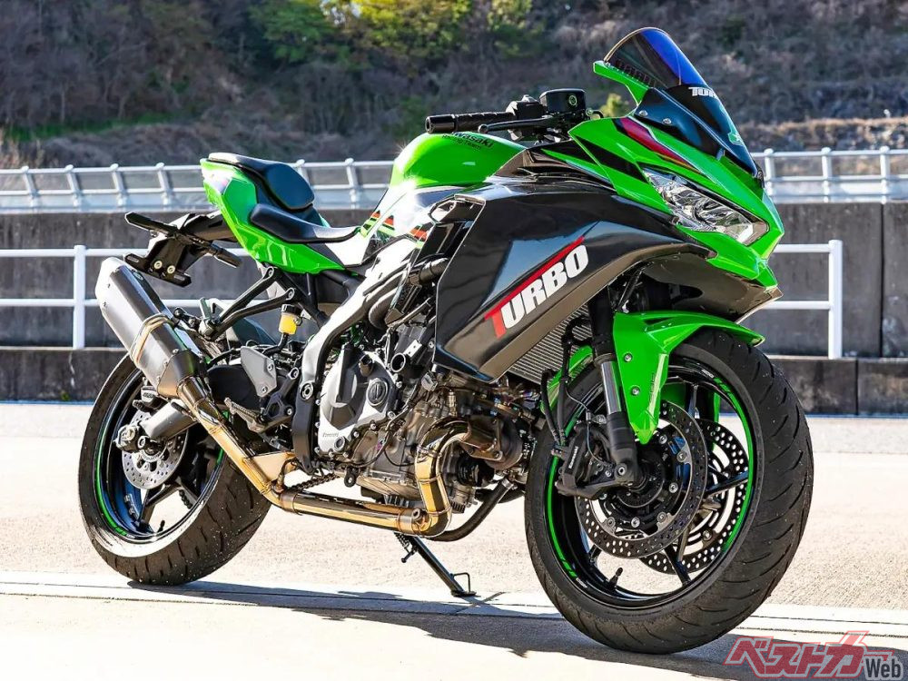 400ccで目指せ300km/h！ トリックスターZX-4Rターボが名古屋MCショーで