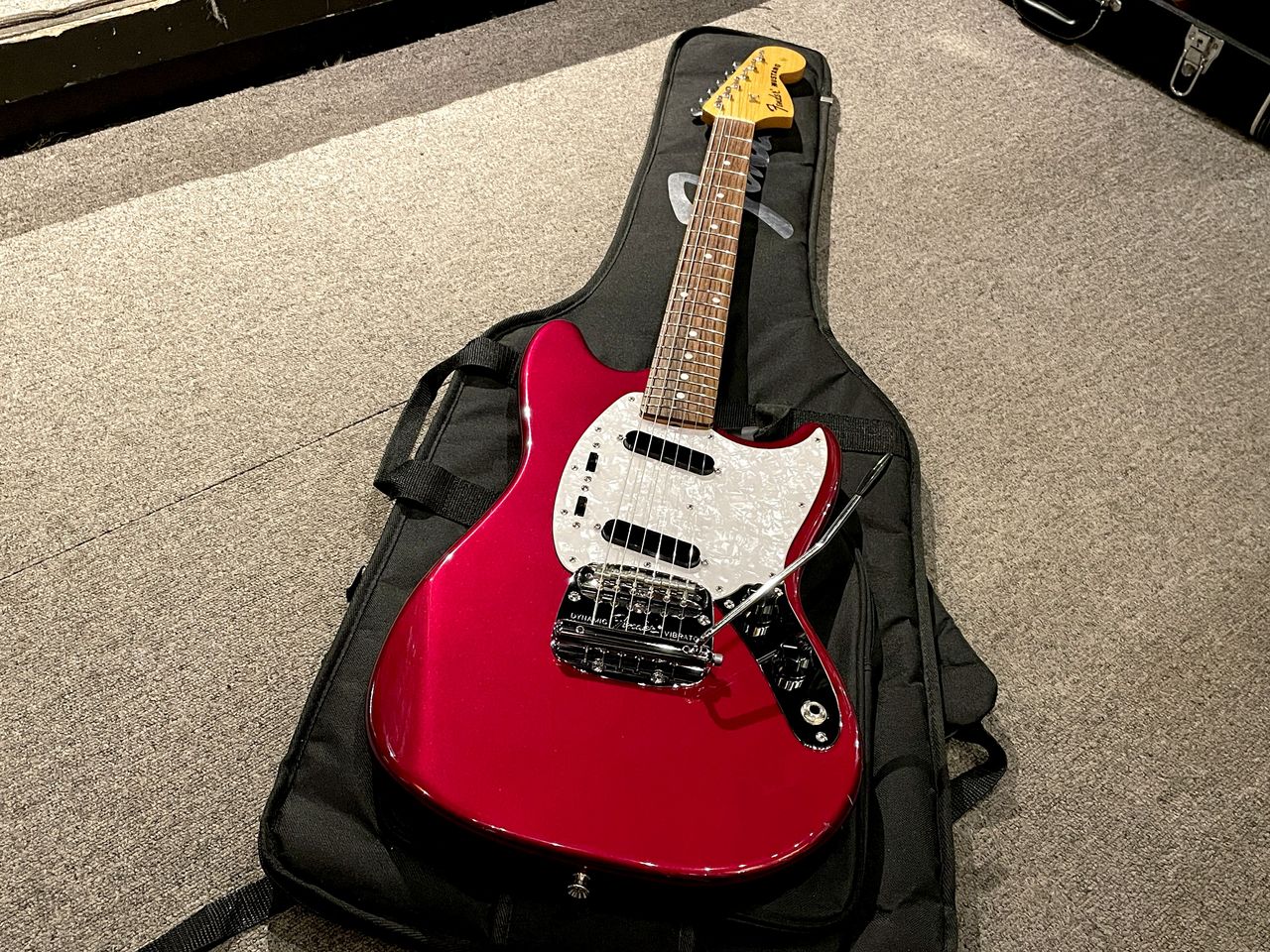 Fender Japan MG69-OCR（中古）【楽器検索デジマート】