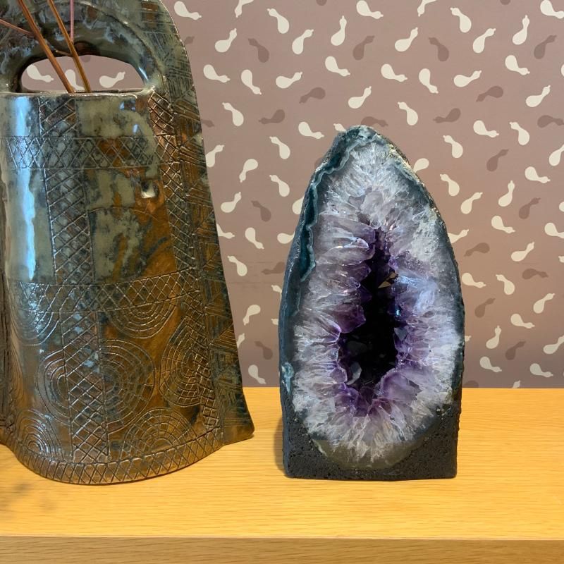アメシスト ジオード ウルグアイ産 】 晶洞 geode ドーム 紫水晶