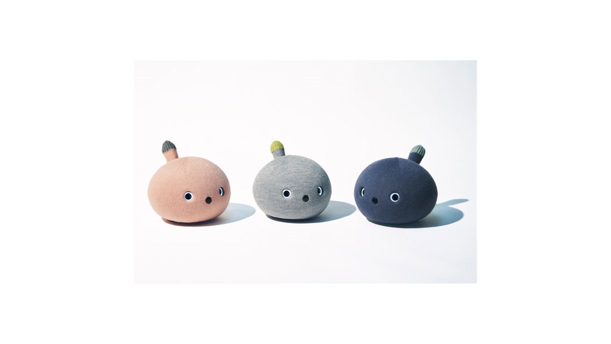 パナソニック、寝言も言うしオナラもする“弱いロボット”「ニコボ」を