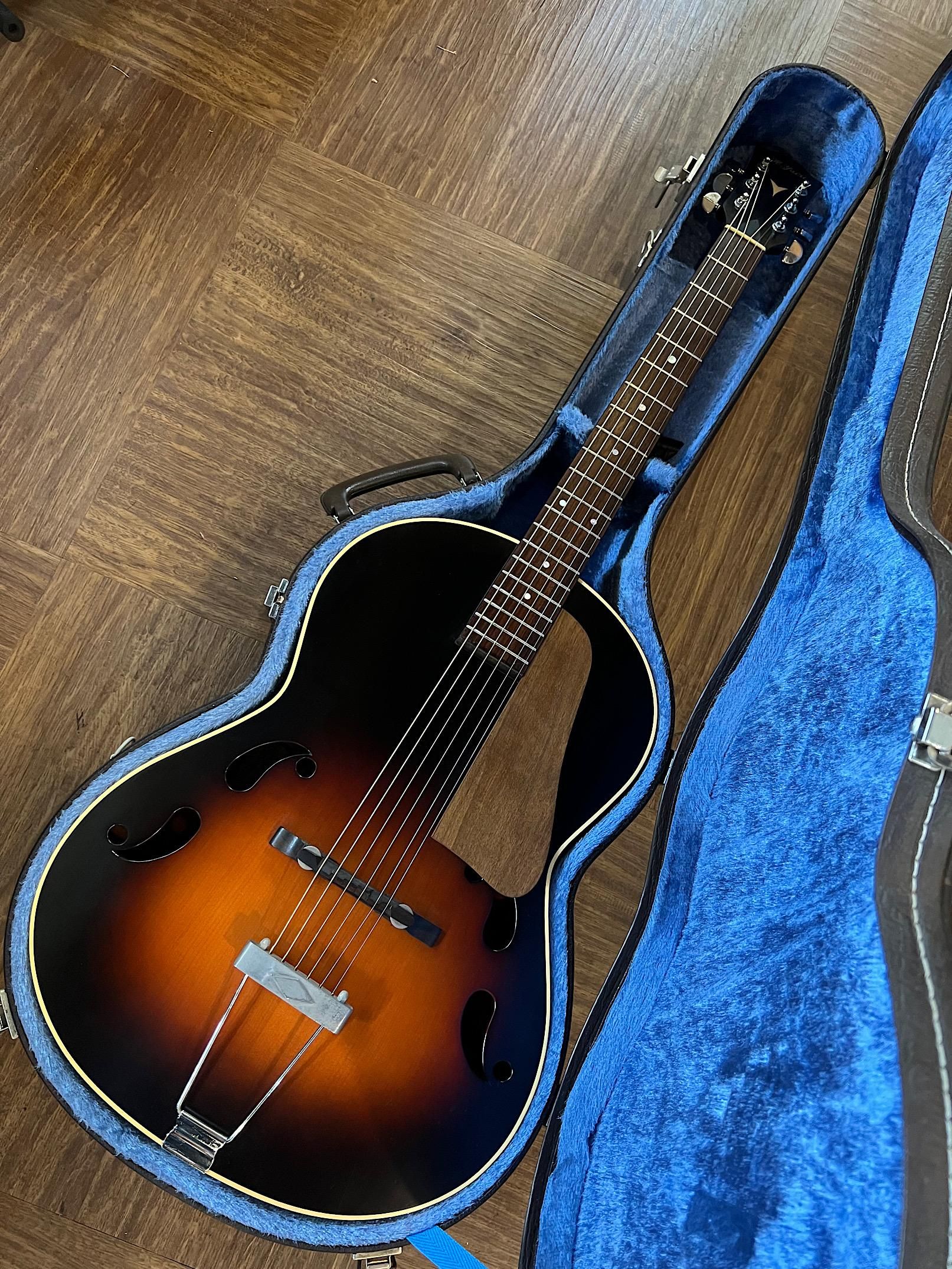 K YAIRI RP-1 2000年製造、味わいのあるヤイリの小ぶりなピックギター