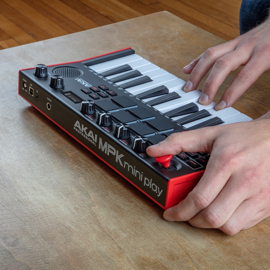 AKAI MPK mini Play MK3 | 音源内蔵・スピーカー搭載MIDIキーボード
