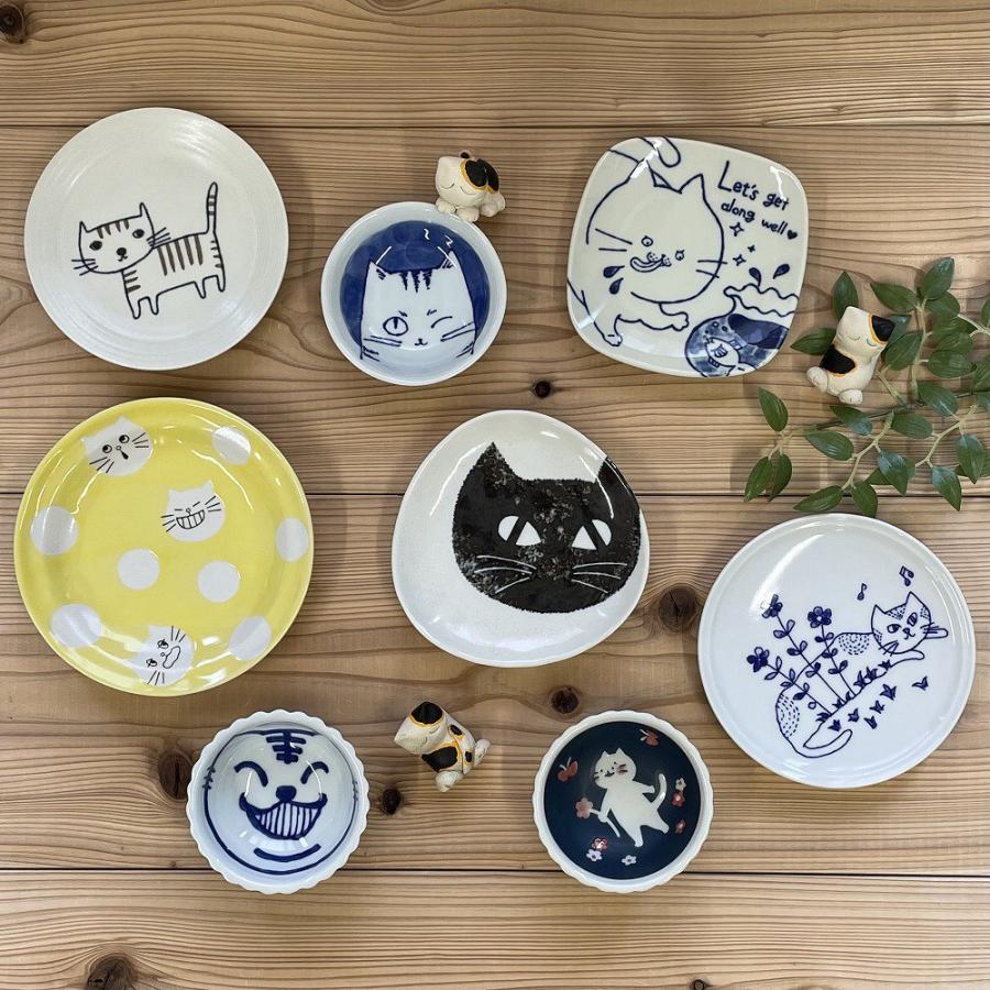 美濃焼 ねこ＊まるけ ミツメル 13.7cm三角プレート／取り皿 : うつわ