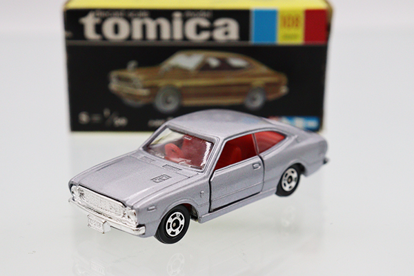 ミニカーショップ ケンボックス トミカ 黒箱☆108☆トヨタカローラ 30