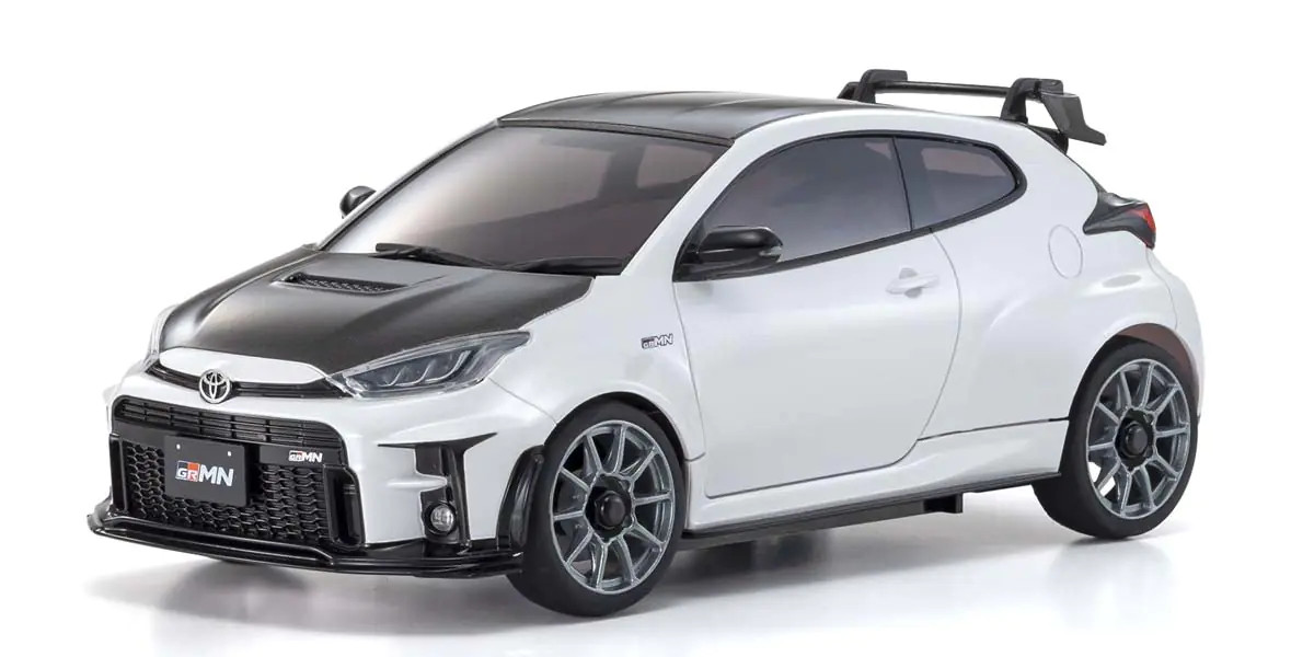MINI-Z AWD Toyota GRMN YARIS CIRCUIT PACKAGE White Pearl 32640PW