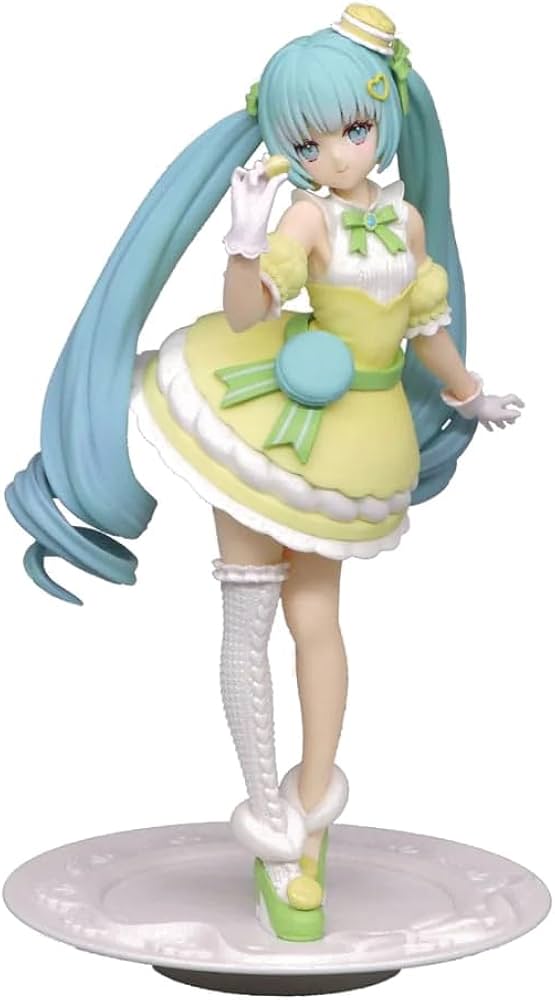 Amazon.com: Furyu Corporation - Hatsune Miku Exceed Creative