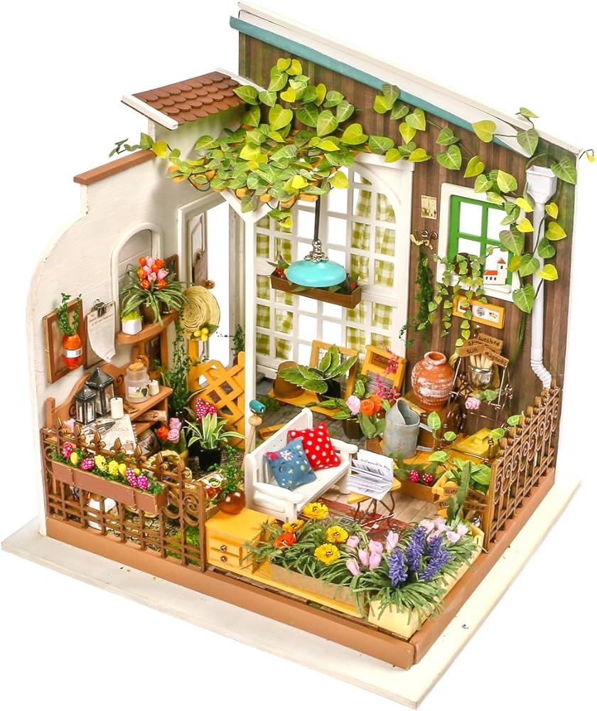 Amazon | RoWood (ロウッド) ミニチュアハウスキット 1:24スケール DIY