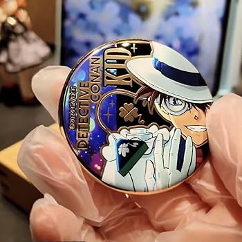 Amazon | 缶バッジ 75mm 怪盗キッド 黒羽 快斗 名探偵コナン