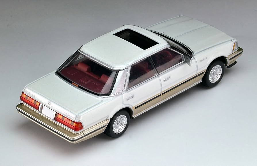 Amazon | トミカリミテッドヴィンテージ ネオ 1/64 LV-N176b クラウン