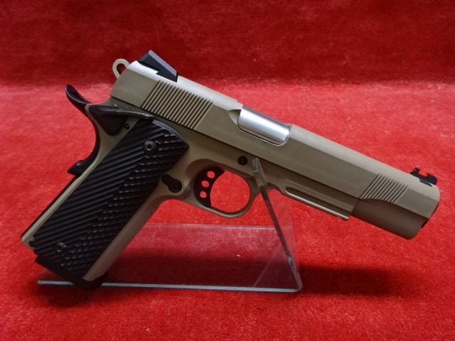 Carbon8 M45 DOC Desert Operator's Custom CO2ガスブローバック