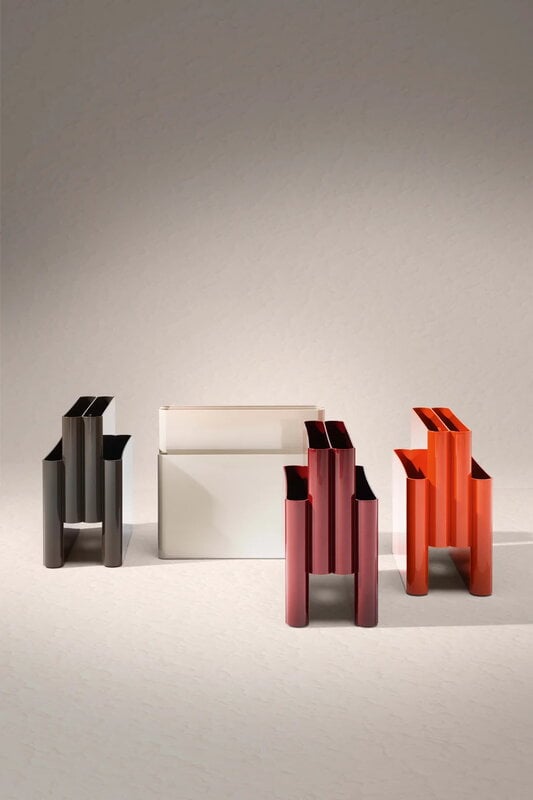 Kartell Magazine Rack, burgundy | Finnish Design Shop