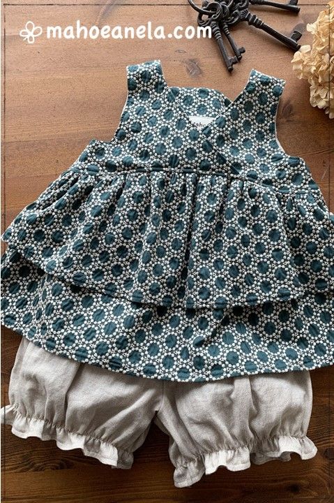 刺繍生地が可愛いバックリボンのトップス型紙 | 型紙販売｜MahoeAnela