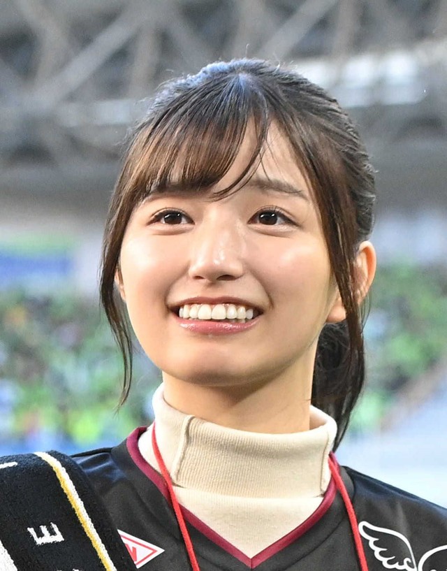 乃木坂46五百城茉央、10代最後のランジェリー姿も！初づくしの初写真集