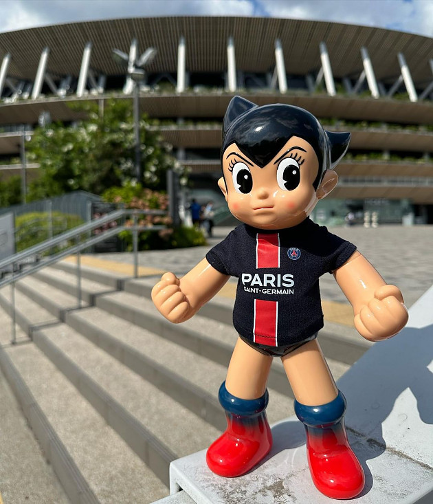 SECRET BASE ASTRO BOY PARISSAINT-GERMAIN
