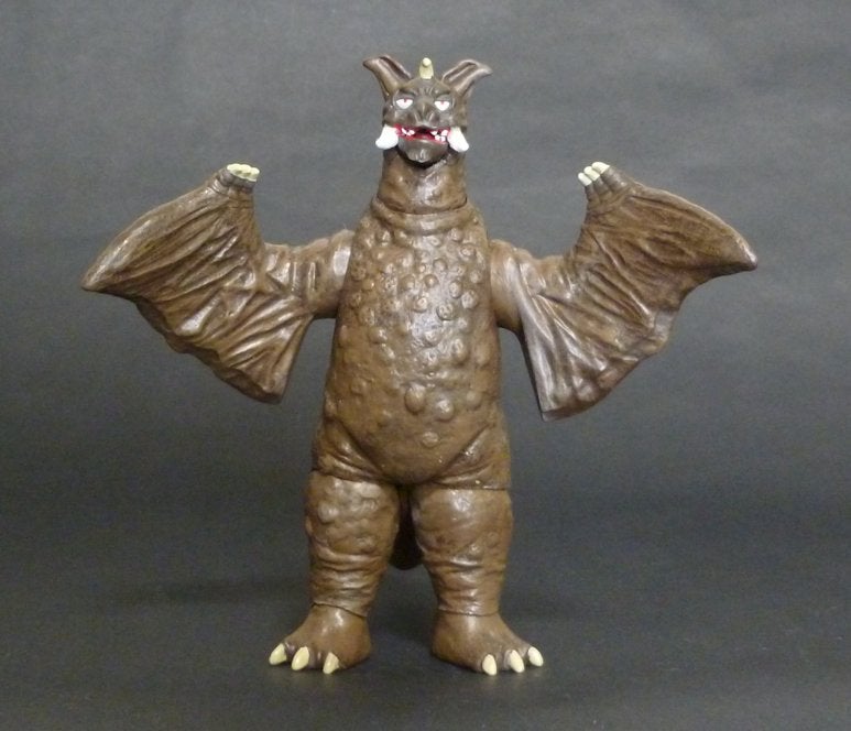 パチ超動ウルトラマン チャンドラー | 怪獣ソフビ改造好きun-peeのブログ