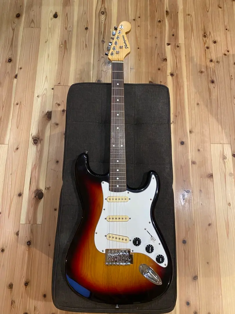 2026年最新】SQUIER ストラト サンバーストの人気アイテム - メルカリ