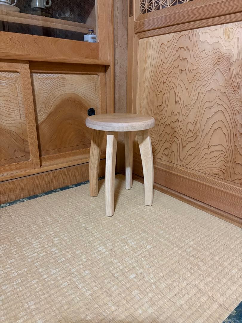 1383建具屋一筋58年のおじいちゃんの手作りスツール、イス☆けやき