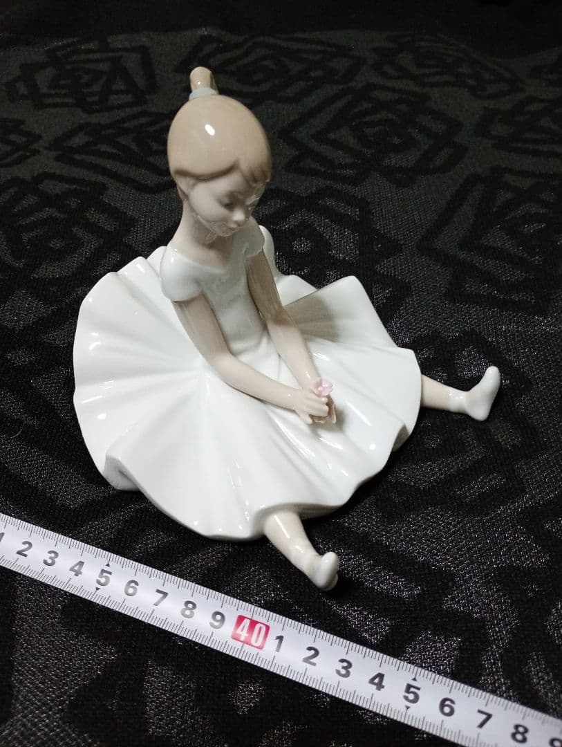 夢見るバレリーナ　ナオ NAO リヤドロ Amazon.co.jp: ナオ Nao リヤドロ 人形 夢見るバレリーナ 02001456