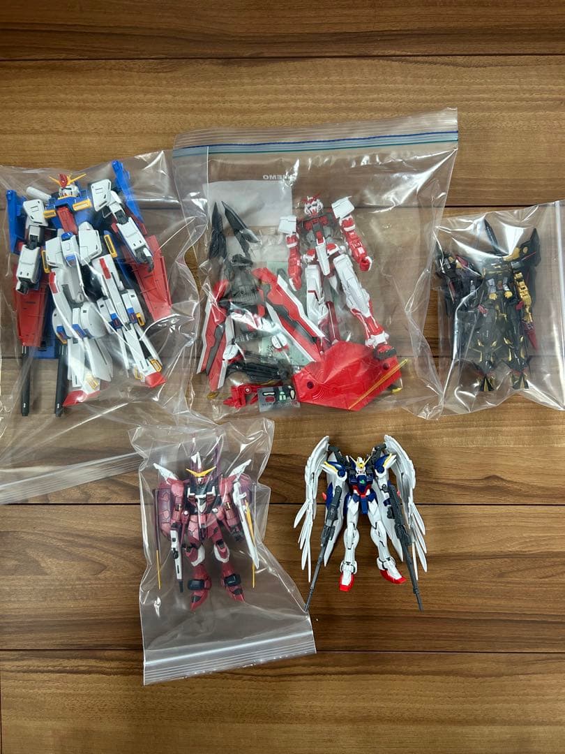 ガンプラMG RG セット RG Hi-ν用オプション」「MG 強化型ZZガンダム」などガンプラ4種が4～6