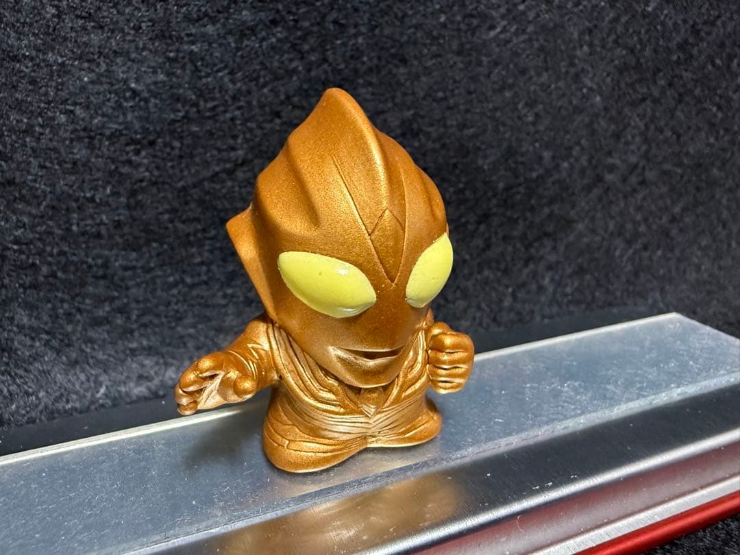 ウルトラマン グリッターティガ 指人形 - メルカリ