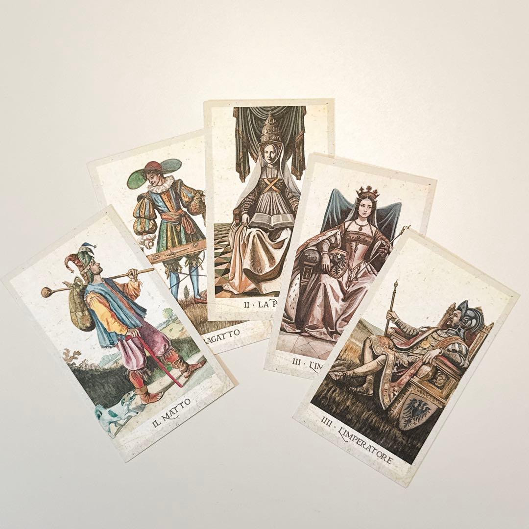 限定100部・未使用】Matronua Tarot タロットカード - メルカリ