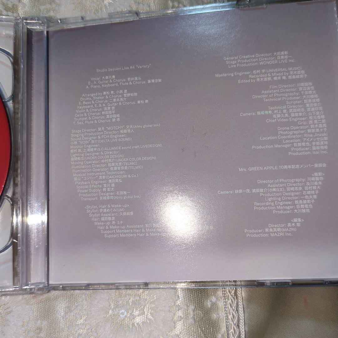 Mrs. GREEN APPLE✨️ DVD 10と歌詞カードのみ♥ - メルカリ