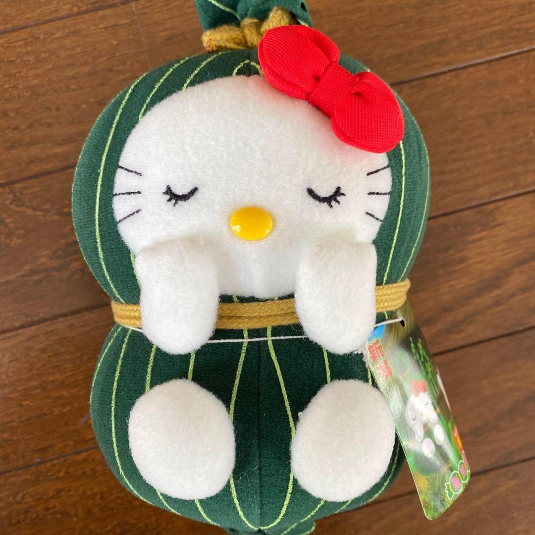 新潟県限定 キティちゃん×笹団子 コラボぬいぐるみ人形1個 - メルカリ